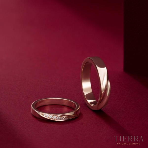 Mẫu nhẫn cặp vàng 18k hiện đại NCC2010